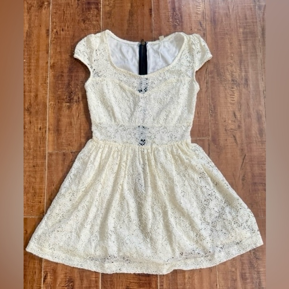 Guess? Cap Sleeve Lace Cream Dress